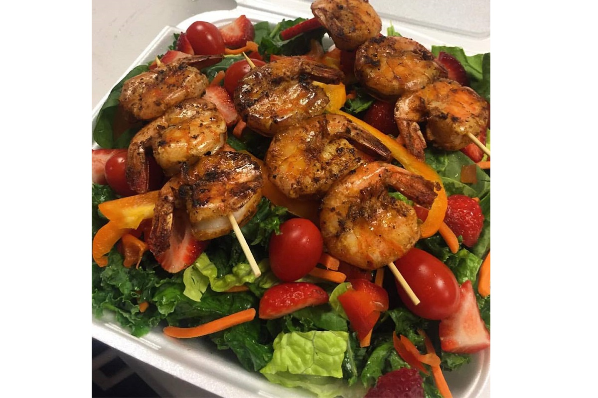 Dining Review….Horatio’s Healthy Cuisine About Magazines Conyers